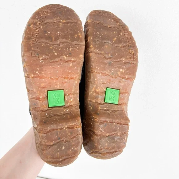 El Naturalista Black Yggdrasil Embroidered Clog Sz 39 (8.5) - Picture 12 of 15